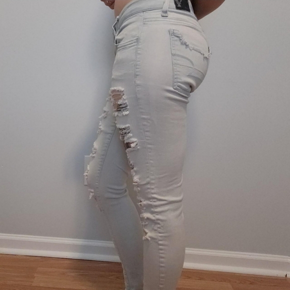 Low Rise Ripped Jeggings - Picture 3 of 5